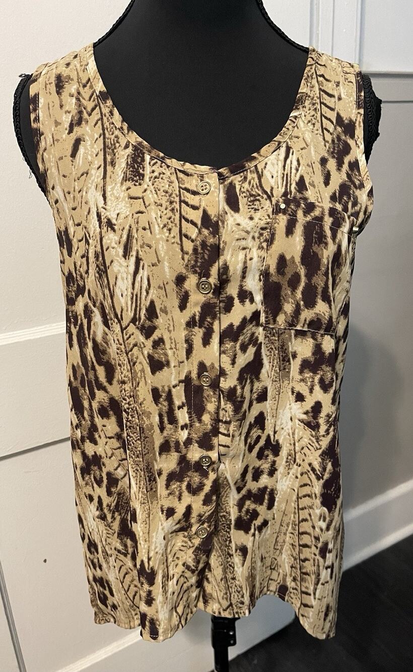 Blue pepper Women’s Short Sleeve Brown Print Blouse Size medium